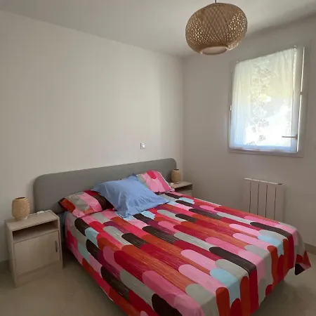 Superbe Appartement A Saint Pierre La Mer Exterior photo