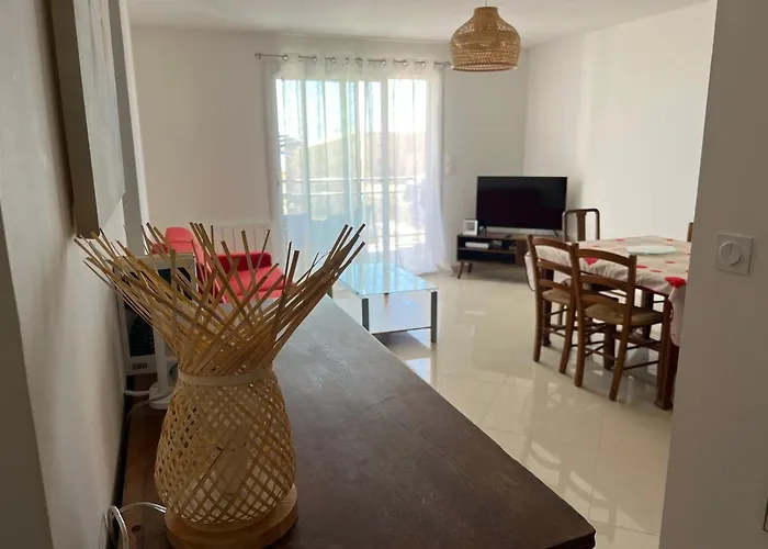 Superbe Appartement A Saint Pierre La Mer